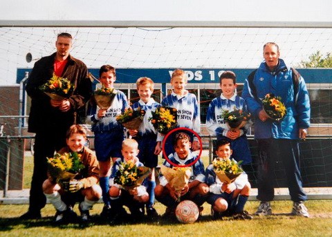 Van Dijk khởi đầu sự nghiệp ở CLB trẻ WDS tại Breda