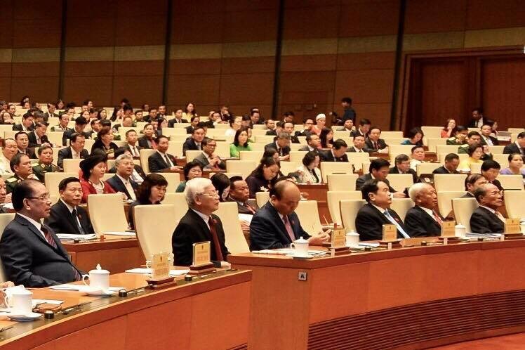 Các đại biểu tại phiên khai mạc kỳ họp thứ 8 Quốc hội khóa XIV.