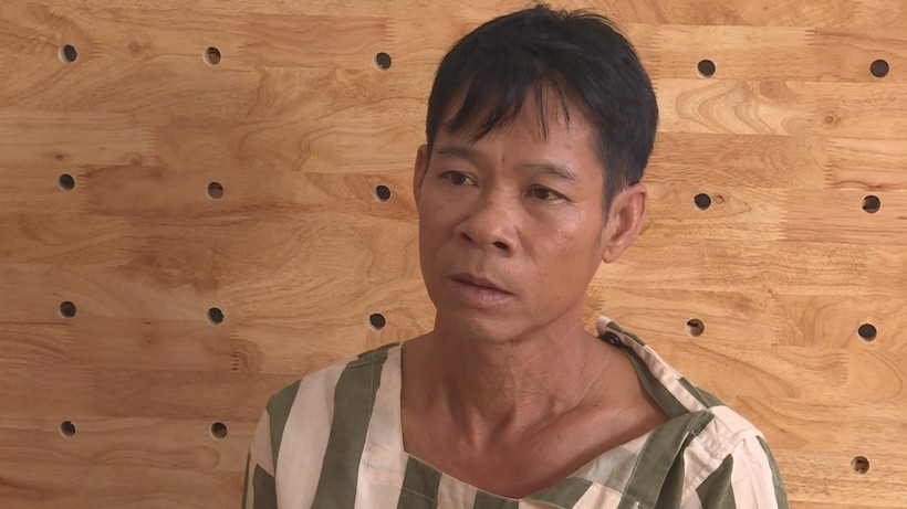 Sau 25 năm lẩn trốn, Phú đã bị cơ quan công an bắt giữ.