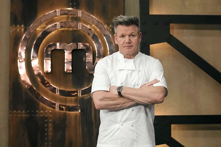 Gordon Ramsay được biết tới là vị giám khảo nổi tiếng của chương trình “Vua đầu bếp Mỹ”. 