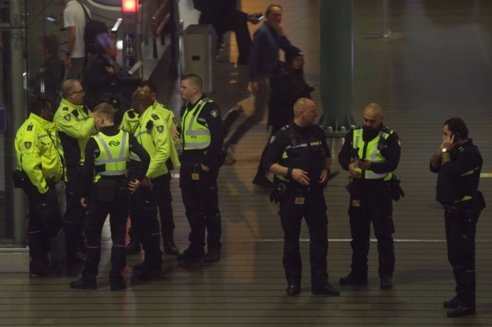 Siết chặt an ninh tại sân bay Schiphol ở Amsterdam, Hà Lan sau  vụ báo động không tặc nhầm.