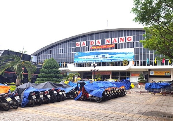 Ga đường sắt Đà Nẵng nằm ở trung tâm TP Đà Nẵng