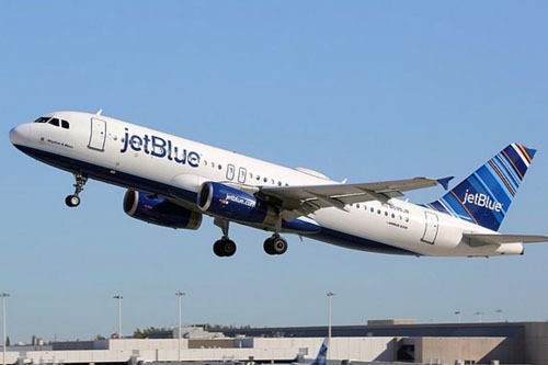 JetBlue đã đưa ra một câu hỏi mà nhiều khách hàng cho rằng rất khó để trả lời. Ảnh: Twitter.