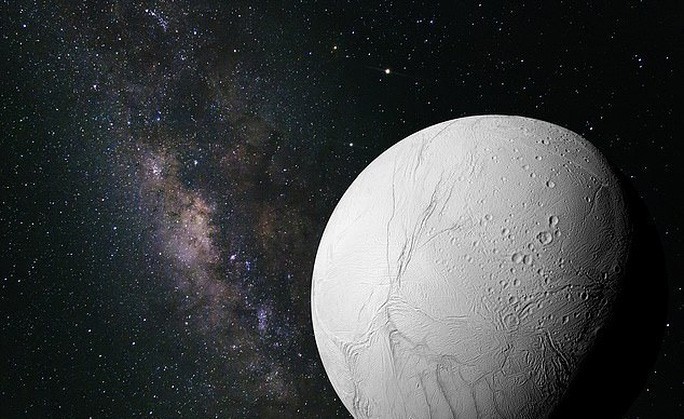 Enceladus - Ảnh: DOTTED YETI.