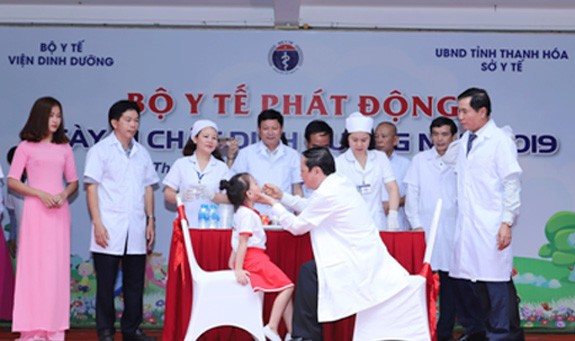 Tại Việt Nam, hàng năm Bộ Y tế đều phát động ngày vi chất dinh dưỡng để tuyên truyền về tầm quan trọng của vi chất đối với trẻ em.