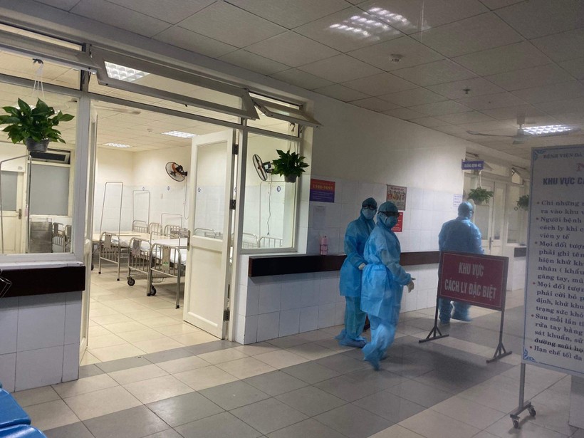 Thông tin bệnh nhân bị nhiễm Covid-19 ở Hồng Kông từng du lịch Đà Nẵng là “Mơ hồ“
