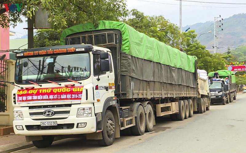 Phân bổ hơn 2.800 tấn gạo hỗ trợ cho học sinh khó khăn ở Điện Biên