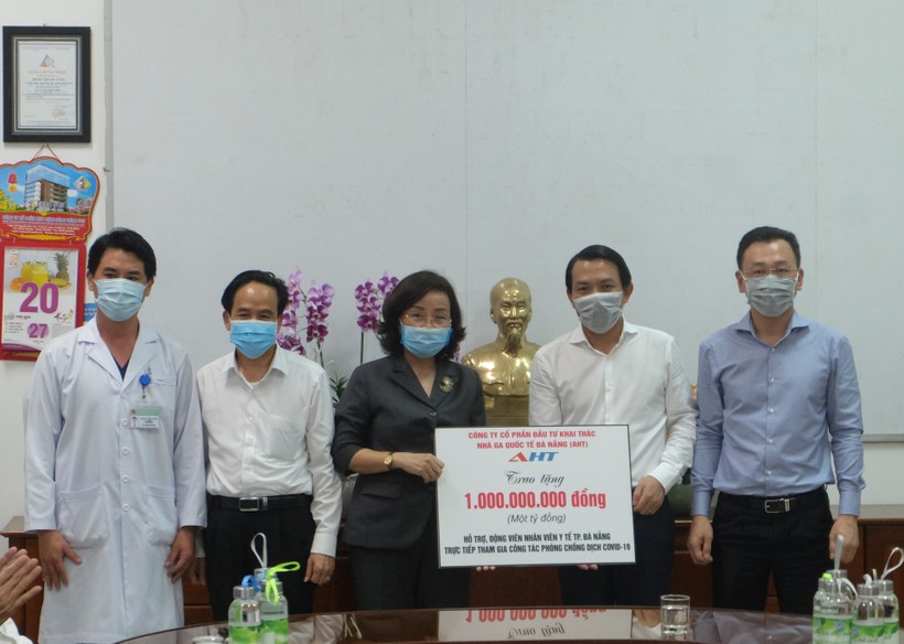 Đà Nẵng: Doanh nghiệp hỗ trợ 1 tỷ đồng cho ngành Y tế trong công tác phòng, chống dịch Covid-19