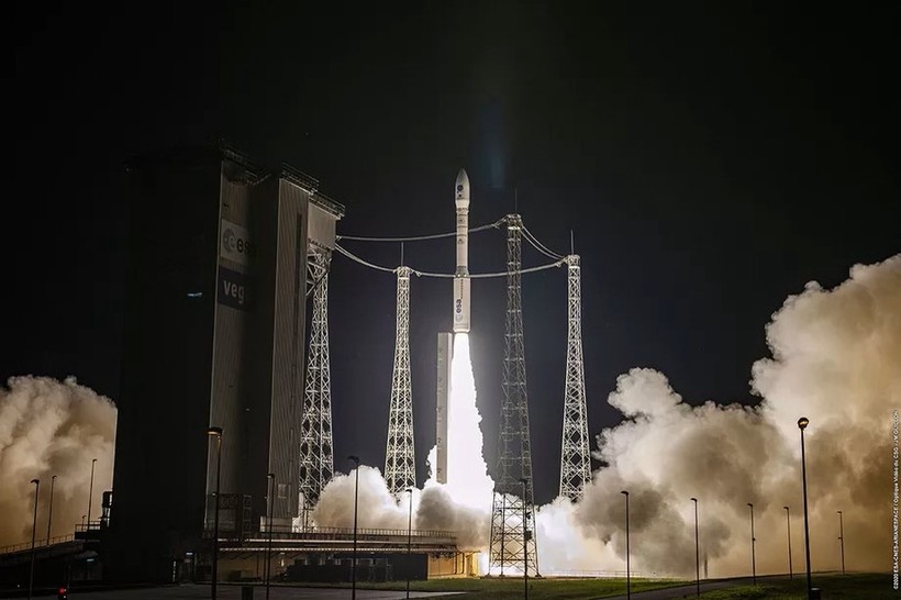 Tên lửa Vega phóng thành công đưa vệ tinh lên quỹ đạo