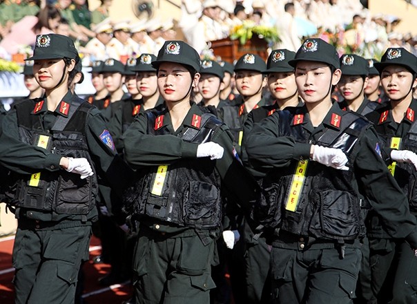 Những bông hồng thép thuộc lực lượng cảnh sát cơ động tại Lễ khai giảng năm học mới 2017 - 2018 
của Học viện Cảnh sát Nhân dân.
