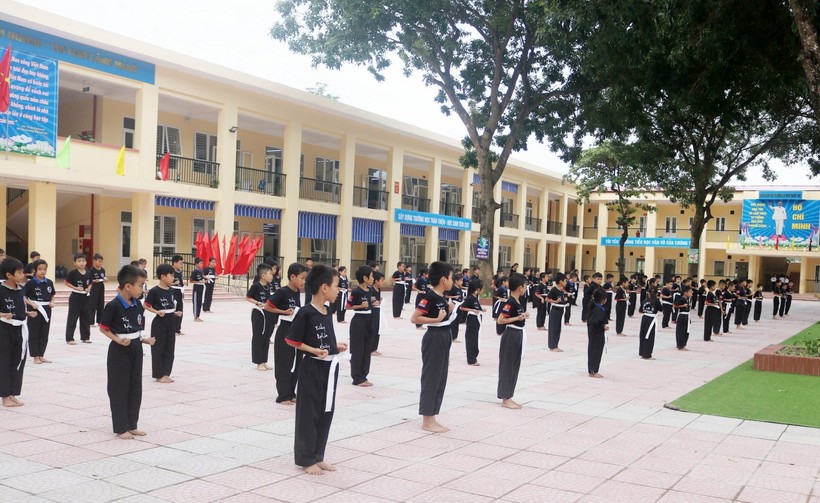 Giảm áp lực sĩ số HS/lớp tại Hà Nội: Đồng bộ nhiều giải pháp