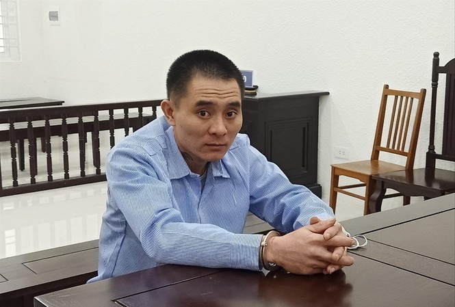 Bị cáo Lê Đăng Long - người tham gia đường dây giả danh công an để lừa đảo