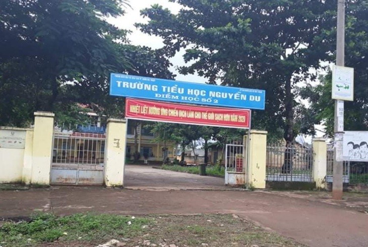 Trường Tiểu học Nguyễn Du nơi xảy ra vụ việc.