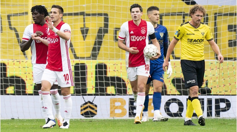 Ajax có trận thắng kỷ lục 13-0 ở giải VĐQG Hà Lan.