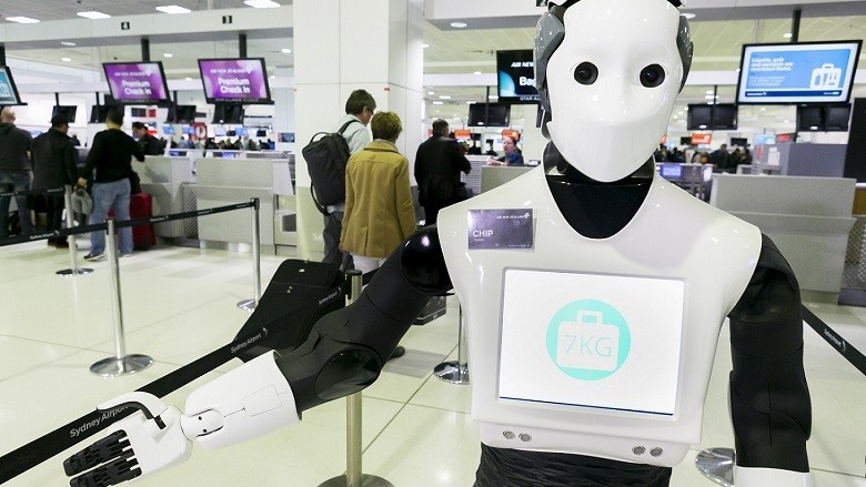 Robot đang thay thế nhiều vị trí của ngân viên ngân hàng