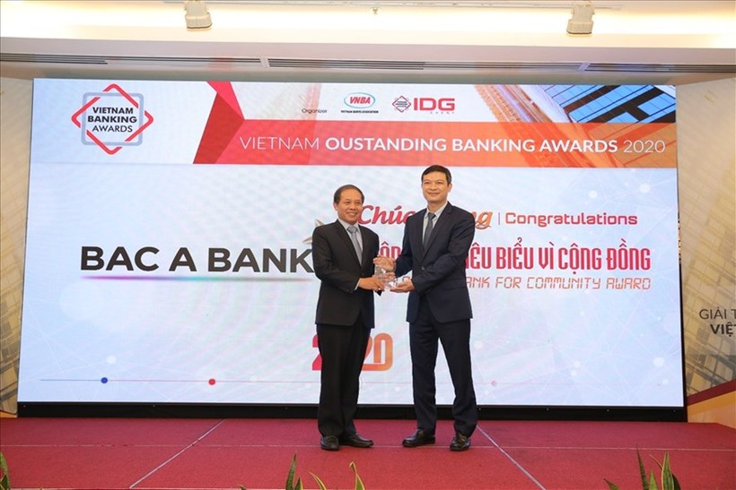 BAC A BANK nhận giải thưởng Ngân hàng Việt Nam tiêu biểu 2020.
