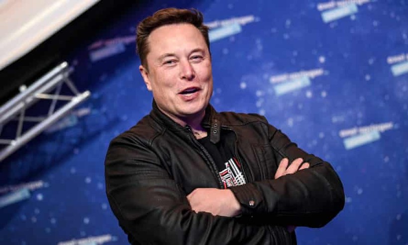 Elon Musk siêu giầu trong đại dịch.