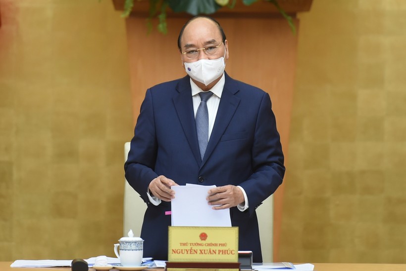Thủ tướng Nguyễn Xuân Phúc kết luận cuộc họp giao ban của Thường trực Chính phủ về tình hình Tết và phòng chống COVID-19. Ảnh: VGP/Quang Hiếu
