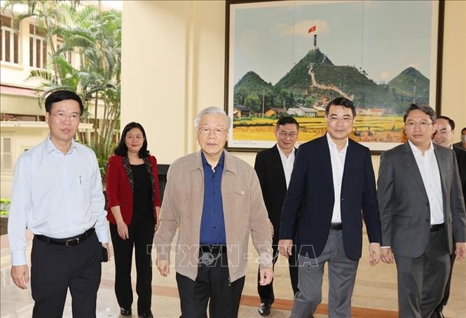 Tổng Bí thư, Chủ tịch nước Nguyễn Phú Trọng và các đại biểu đến dự Hội nghị. Ảnh: Trí Dũng/TTXVN