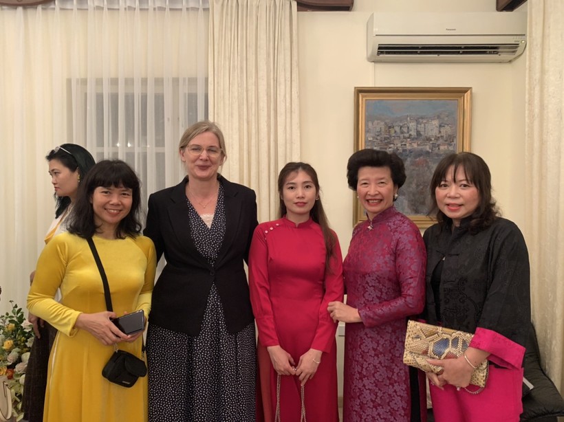 Cuộc gặp gỡ ý nghĩa của những phụ nữ biệt tài tại Hà Nội