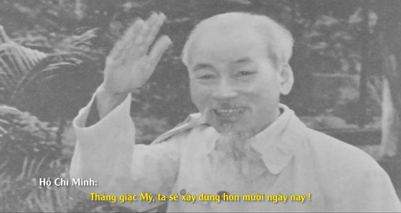 Hình ảnh Bác Hồ trong bộ phim tài liệu: “ Hồ Chí Minh: Phác họa chân dung một chính khách”. Chụp màn hình