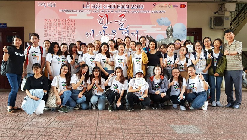 Sinh viên BVU tham gia các hoạt động văn hóa lễ hội Hàn Quốc