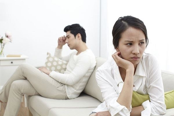 Có nên ly hôn khi chồng lạnh nhạt, thừa nhận có nhân tình?