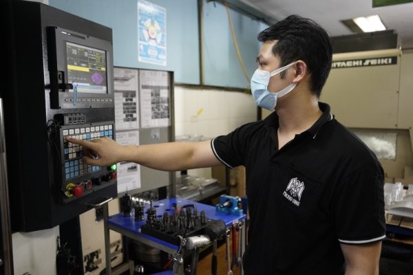 Người lao động Công ty ICHI Việt Nam yên tâm làm việc trong môi trường an toàn “vùng xanh doanh nghiệp”