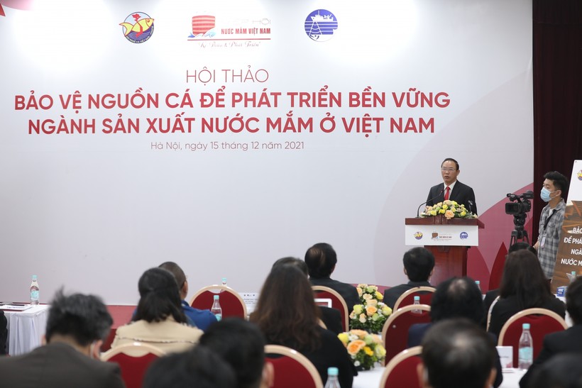 Hội thảo “Bảo vệ nguồn cá để phát triển bền vững ngành sản xuất nước mắm ở Việt Nam”.
