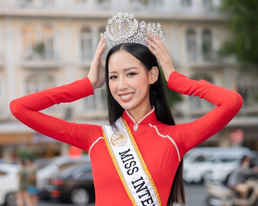 Bị chê non kinh nghiệm làm giám khảo Hoa hậu Việt Nam, Hoa hậu Bảo Ngọc nói gì?