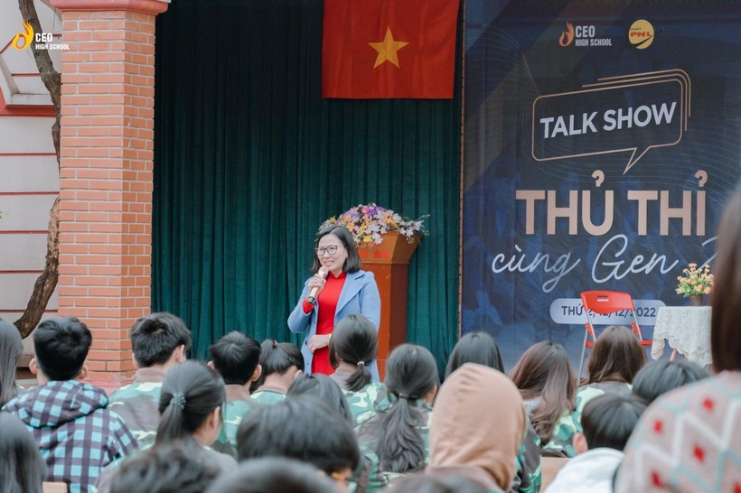Talkshow “Thủ thỉ cùng Gen Z” được tổ chức vào sáng 12/12/2022 vừa qua tại trường THPT Phạm Ngũ Lão - vận hành bởi CEO High School 