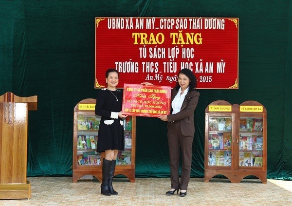 Sao Thái Dương triển khai chương trình “Tủ sách lớp học” từ 2015.