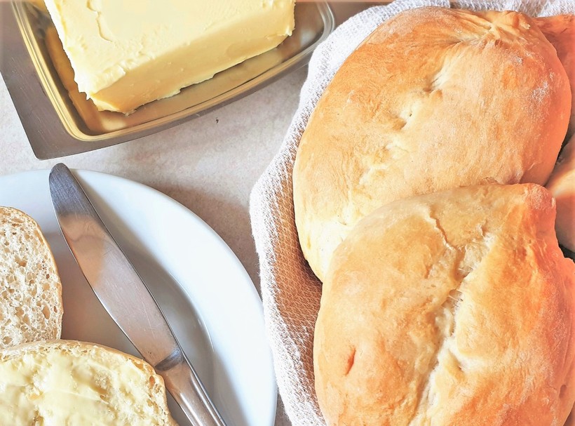 Bạn nên cố gắng chọn những loại bánh mì có lợi nhất cho sức khỏe. (Ảnh: ITN).