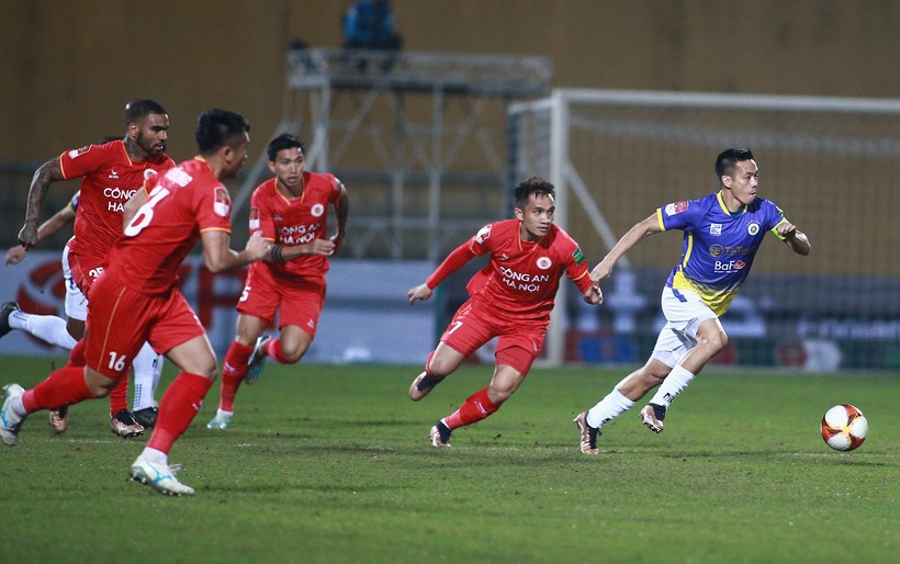 Lịch thi đấu bóng đá 15/12: Công an Hà Nội gặp Quảng Nam ở vòng 6 V-League