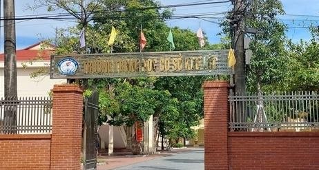 Trường THCS Ngư Lộc- nơi bà Mã Thị Diệp làm hiệu trưởng