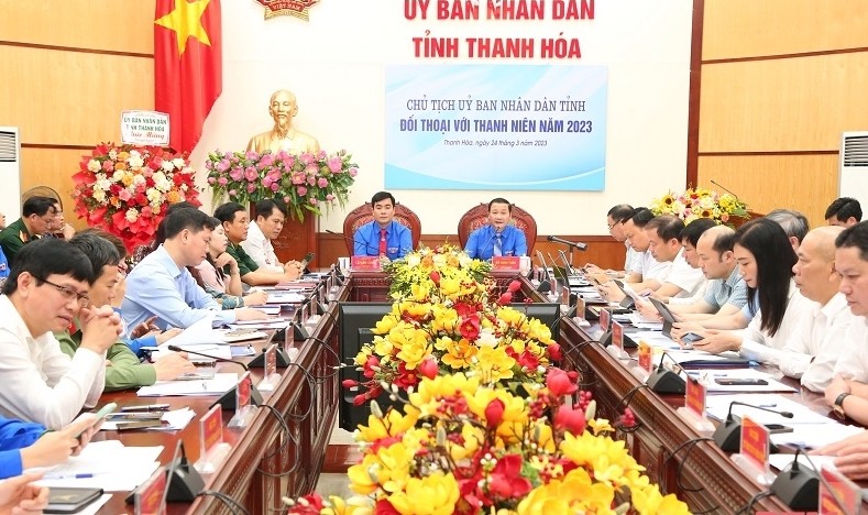 Chủ tịch UBND tỉnh Thanh Hoá Đỗ Minh Tuấn chủ trì Hội nghị đối thoại với thanh niên năm 2023. (Ảnh: BTH).
