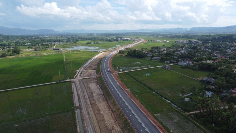 Cao tốc Bắc Nam đoạn Quốc lộ 45 - Nghi Sơn sẽ thông xe dịp 2/9. (Ảnh: NT)