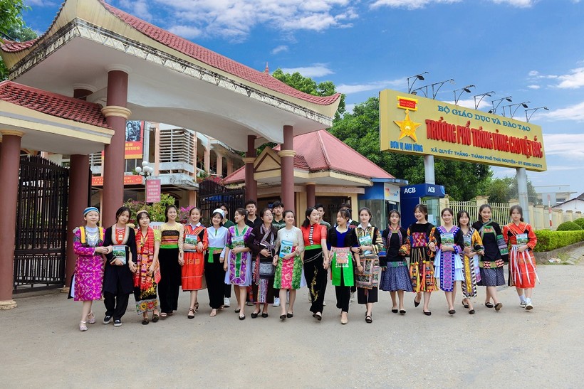 Trường Phổ thông Vùng cao Việt Bắc là mái nhà chung của con em đồng bào dân tộc đến từ 21 tỉnh thành trên cả nước.