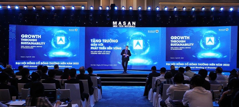 Với quan điểm kinh doanh bền vững, Masan High-Tech Materials tiếp tục cam kết “Tăng trưởng bền vững”, nỗ lực  khẳng định vị thế và thương hiệu tại thị trường trong nước và khu vực. 
