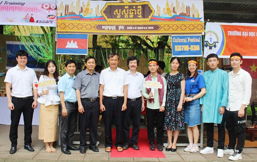Ngày hội văn hóa đa quốc gia -  Nơi giao lưu của sinh viên quốc tế và lan tỏa văn hóa, bản sắc Việt