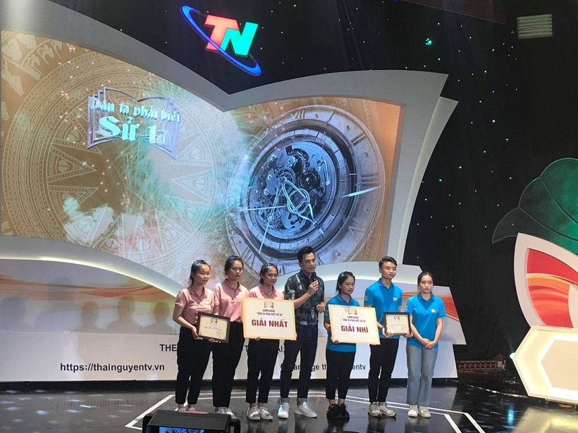 Học sinh trường Phổ thông Vùng Cao Việt Bắc giành giải Nhất tại cuộc thi "Dân ta phải biết sử ta"