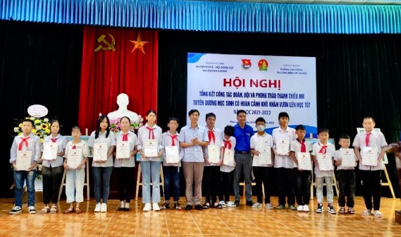 Hội nghị Tổng kết công tác Đoàn, Đội và Phong trào thanh thiếu nhi năm học 2021-2022 tại Phú Lương