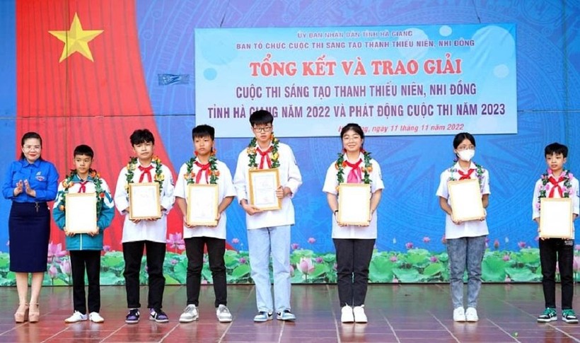 Hà Giang trao giải Cuộc thi Sáng tạo thanh thiếu niên nhi đồng năm 2022