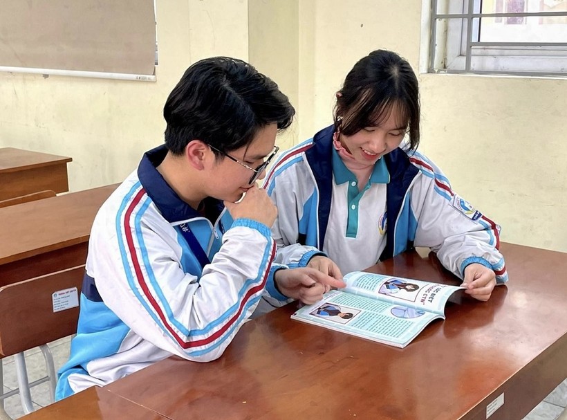 Đổi mới trong giáo dục hướng nghiệp tại trường THPT Chuyên Thái Nguyên.