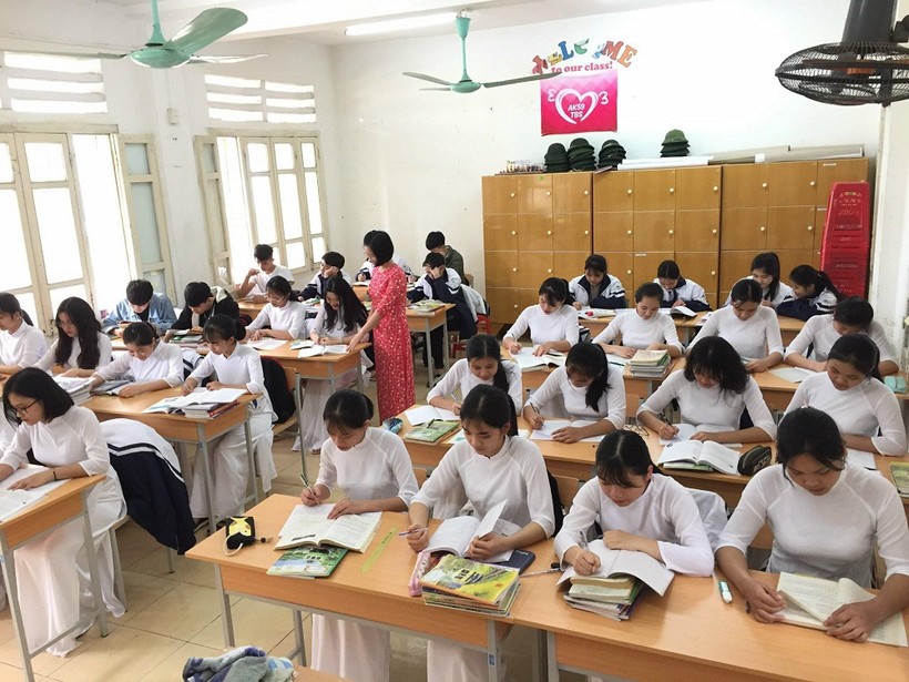 Cao Bằng hơn 1100 thí sinh tham gia tuyển dụng viên chức giáo dục