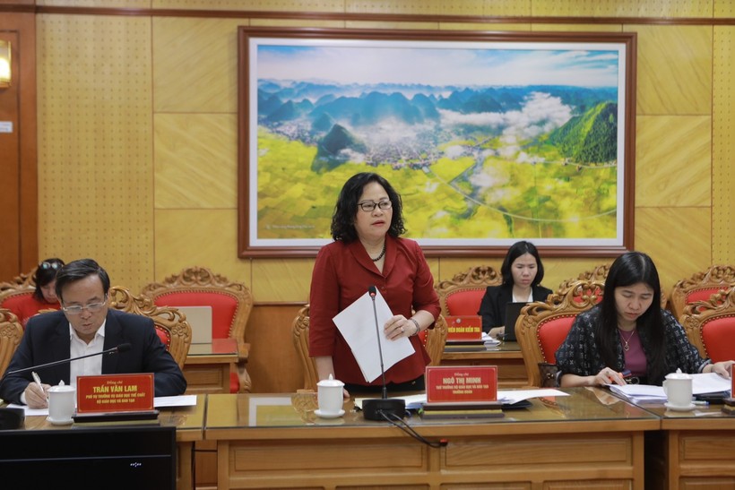 Thứ trưởng Ngô Thị Minh làm việc với UBND tỉnh Lạng Sơn về thực hiện Luật trẻ em.