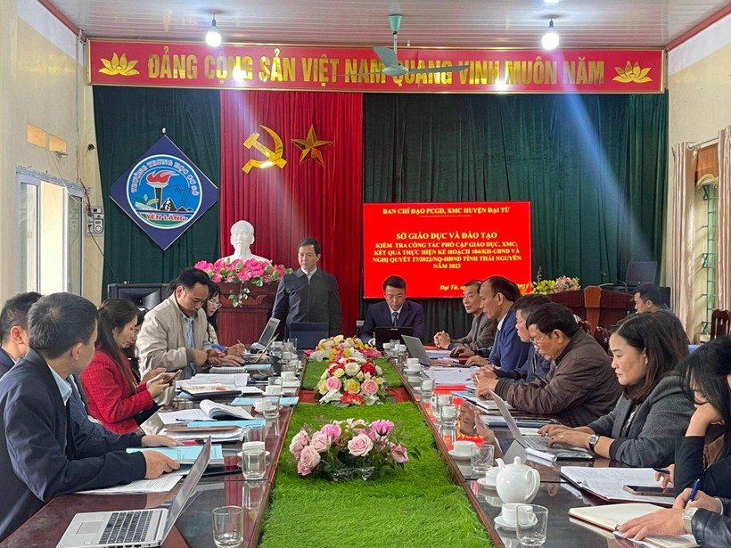 Tiếp tục nâng cao chất lượng PCGD xóa mù chữ trên địa bàn huyện Đại Từ.