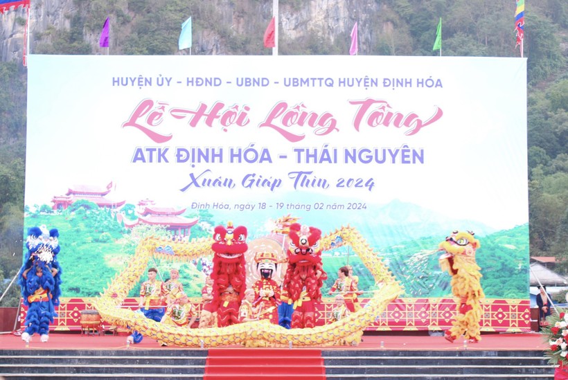Đặc sắc lễ hội Lồng tồng của đồng bào dân tộc tại Thái Nguyên.