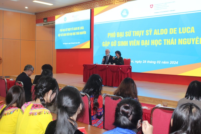 Thúc đẩy hợp tác giữa Đại học Thái Nguyên và Đại sứ quán Thuỵ sĩ tại Việt Nam.