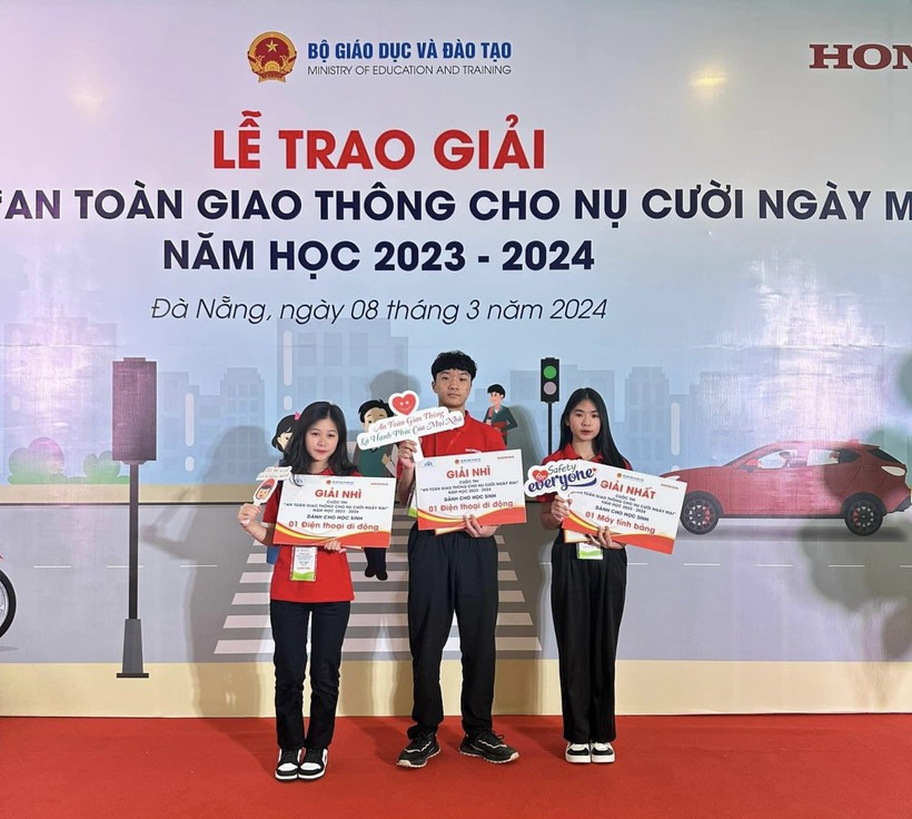Học sinh Lạng Sơn đạt giải tại Cuộc thi An toàn giao thông cho nụ cười ngày mai.